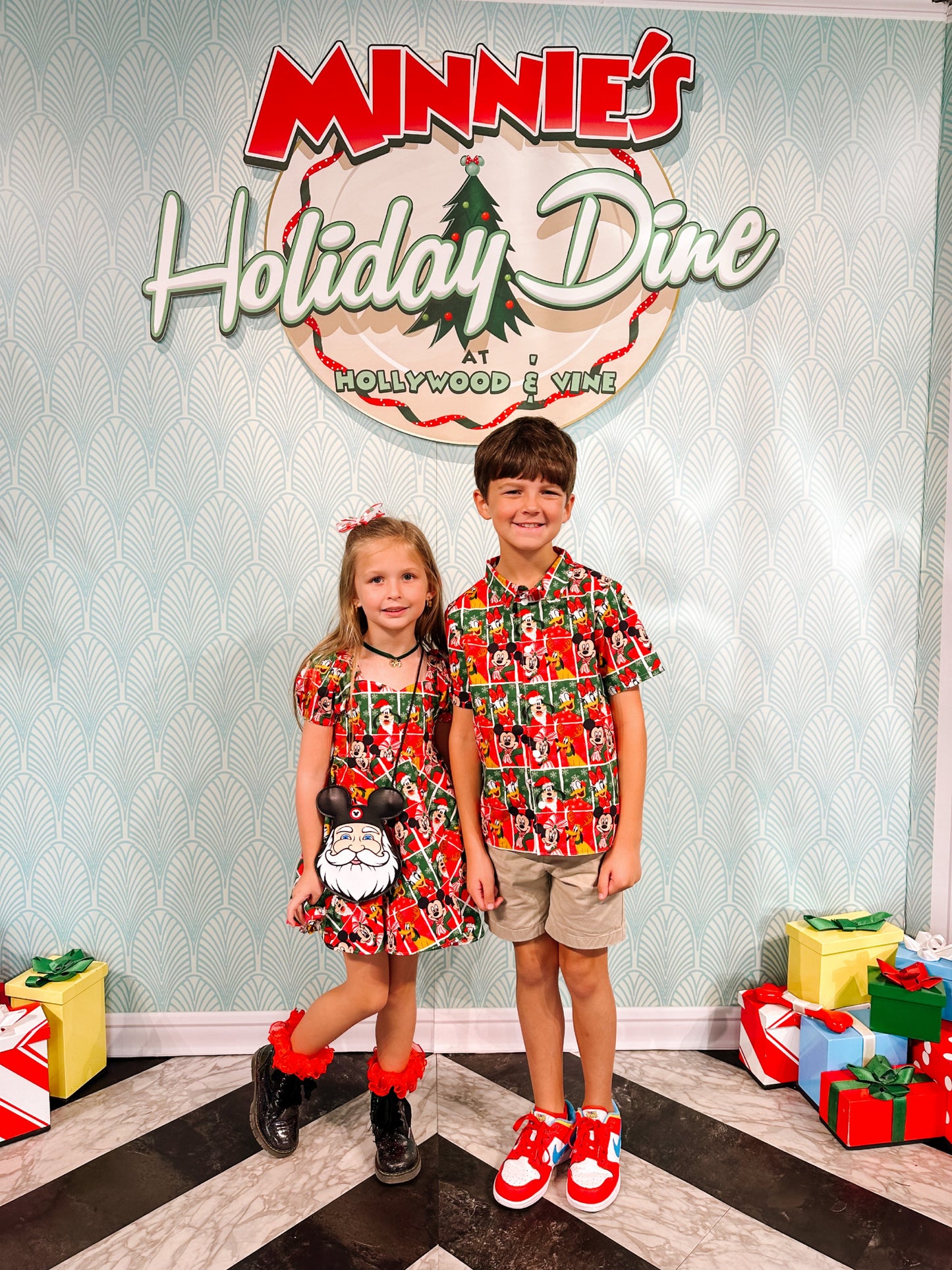 Fab 5 Christmas - Button Down